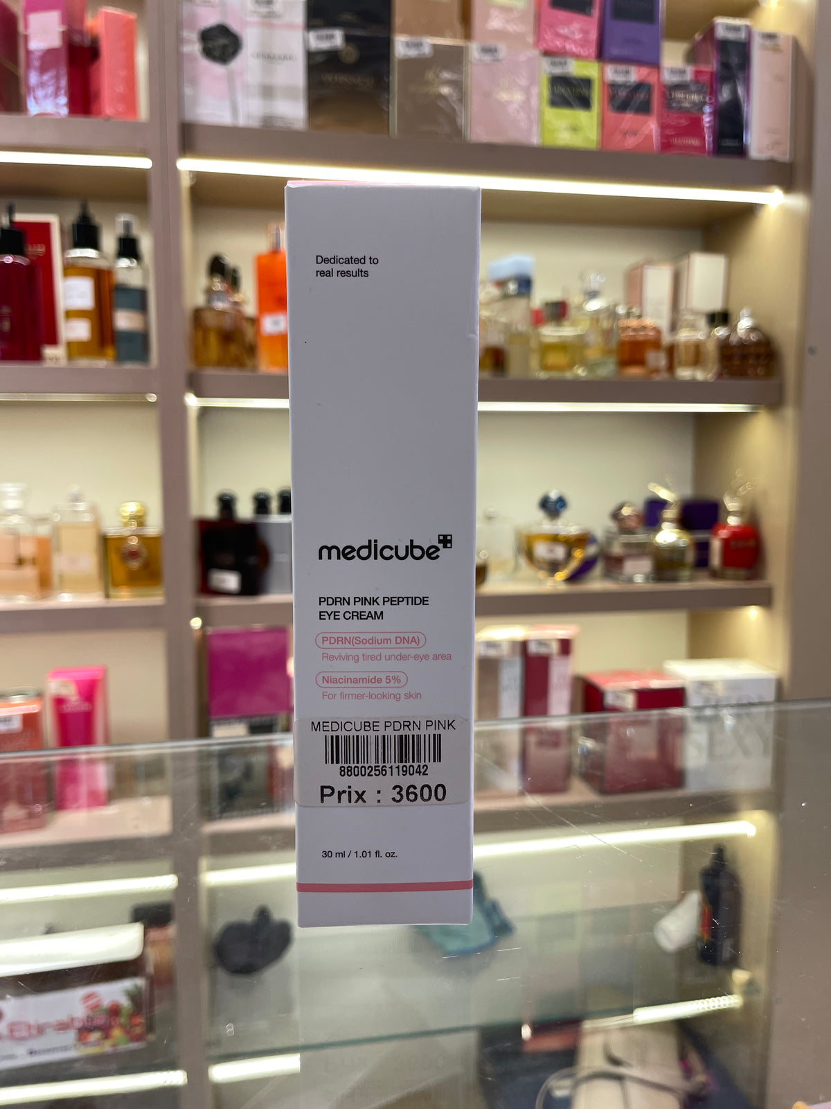 Medicube PDRN Pink Peptide Eye Cream - Mirage Cosmétique Oran