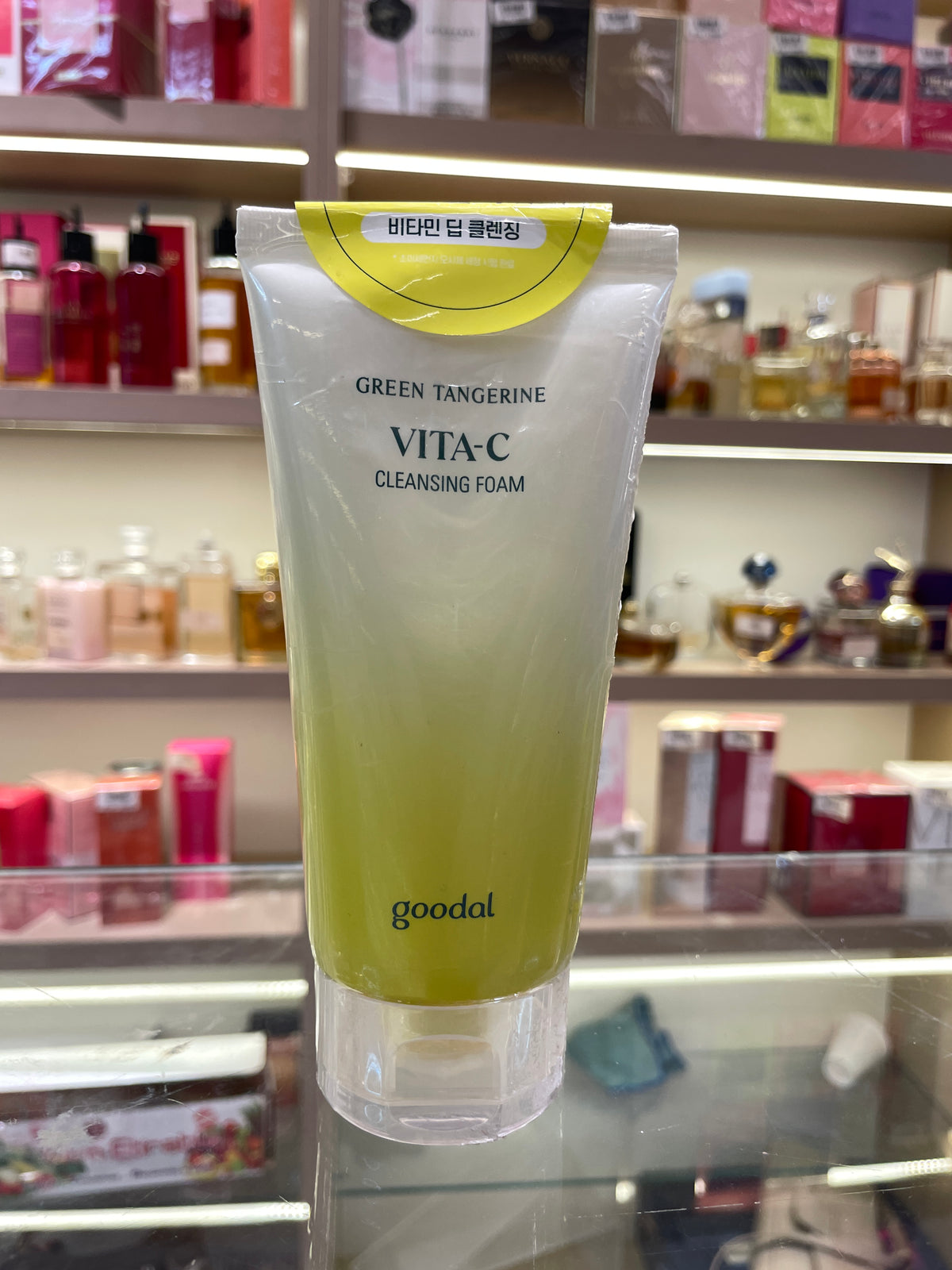 Goodal Green Tangerine Vita-C Cleansing Foam - Mirage Cosmétique Oran